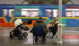 莫斯科用无人机和导弹袭击乌克兰