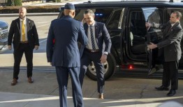 特朗普预计将对跨性别军人发布新命令