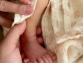 丽娅·米歇尔生下了一个“奇迹”女儿