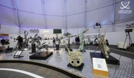 蝌蚪艺术展在瓦奇夫市场开幕