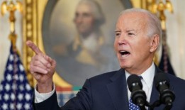 拜登在全国讲话中对特别检察官的报告提出异议，称“我的记忆力很好”