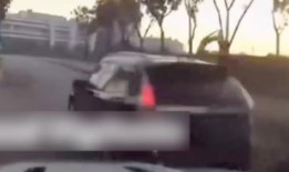 淡滨尼岛事故：汽车车间员工在上传行车记录仪录像后，因死亡威胁向警方报案