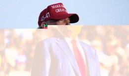 联邦法官驳回了针对唐纳德·特朗普的机密文件案