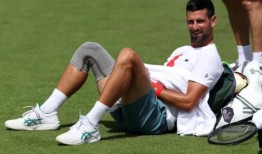 诺瓦克·德约科维奇相信他可以在修复的膝盖上参加温布尔登比赛