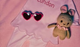 帕丽斯·希尔顿因“妈妈羞耻”而化妆后变得难以辨认