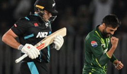 阿米尔在复出国际比赛中以2比13获胜，巴基斯坦在第二场T20比赛中击败新西兰