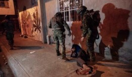 那天高飞失去了他的手，厄瓜多尔崩溃了