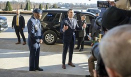 特朗普预计将对跨性别军人发布新命令