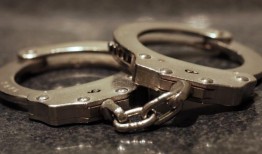 蒙哥马利一名少年因在抢劫iPhone期间杀死27岁男子而被控谋杀