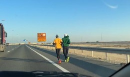 一名男子徒步穿越卡塔尔，创下吉尼斯纪录