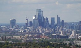 约翰逊服务集团(Johnson Service Group)以2000万英镑收购竞争对手，称销售“强劲”