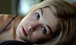 Netflix续订了由罗莎蒙德·派克主演的硅谷惊悚剧