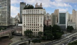 在巴西，争夺＜s：1＞圣保罗之战正在进行