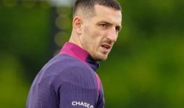 加雷斯·索斯盖特在2024年欧洲杯揭幕战前讲述了如何填补哈里·马奎尔的空缺