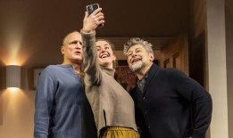 伍迪·哈里森，路易莎·哈兰德，安迪·瑟金斯主演《阿尔斯特美国人》，12月13日在伦敦开幕