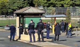 澳大利亚警方逮捕了在悉尼大学持刀伤人的14岁男孩