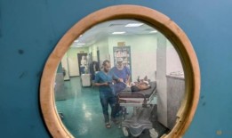 由于拉法过境点关闭，加沙受伤儿童得不到医疗援助