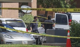 警方称，拉斯维加斯附近发生枪击案，嫌犯死亡，造成5人死亡，青少年受伤