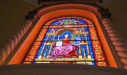 哈瓦那的窗户和一群公认的修复者联合国教科文组织文化遗产机构和欧盟N发起了一个项目，吸引来自其他地方的年轻人他将前往古巴接受实地培训。图片：Adalberto Roque／法新社