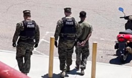 被指控性侵的彭德尔顿海军陆战队员称他在Tinder上遇到了失踪的青少年