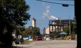 拜登政府支持用塑料代替煤炭制造钢铁一位评论家不同意