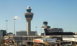 沃尔什从反对史基浦机场削减运力的联合阵线中振作起来