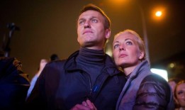 俄罗斯法院下令逮捕已故阿列克谢·纳瓦尔尼的妻子