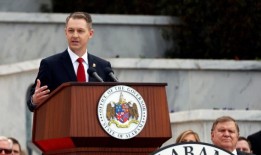 阿拉巴马州国务卿韦斯·艾伦：最高法院裁定弗吉尼亚州选民清洗是宪法的胜利