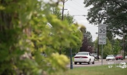 商业城附近居民反对汽油储存设施的扩建计划