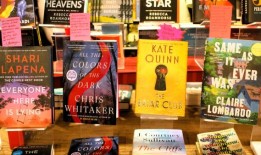 6本沙滩读物会让你思考——或者至少是猜测