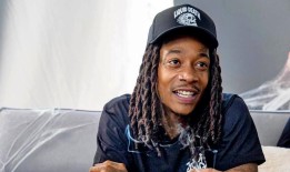 维兹·哈利法因非法毒品案被捕