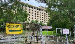 几十年后，被遗弃的菲律宾村酒店的居住者被命令离开