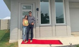 机器人建造他们的家园：德克萨斯州的购房者搬进了3d打印社区