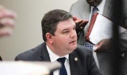 惠特迈尔：又来了道德“改革”法案使阿拉巴马州的腐败合法化