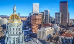 在奥罗拉的Edge of Lowry综合体关闭之前，问题仍然存在