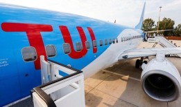 旅游业巨头途易在欧洲度假热潮中出人意料地公布了初冬利润