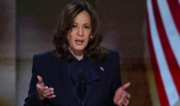 卡玛拉·哈里斯在竞选广告中炫耀她讨厌的特朗普边境墙