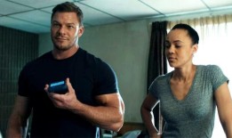 对于第三季是否会有更多角色回归，制作人做出回应