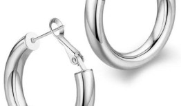 还在购物吗？看看马奎萨·巴特尔为那些只拥有一件珠宝的人收集的另外八个有用的发现：