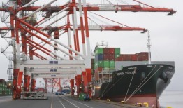 随着出口复苏，日本上半年贸易逆差下降