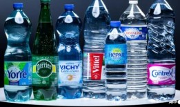 食品监管机构投诉雀巢矿泉水“欺诈”