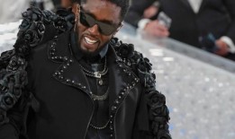 卡伦娜·哈珀否认目睹了老爹的虐待