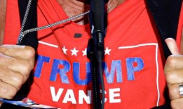 观点｜霍根不是成为男人的唯一方式