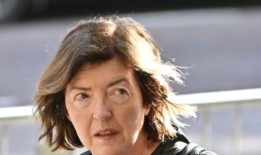 英国首相斯塔默的幕僚长苏·格雷辞职