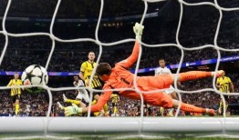 皇马5-2逆转多特蒙德,维尼修斯上演帽子戏法