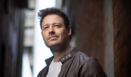 马特·阿格纽：“我很感激艾比(查特菲尔德)仍然是我生命的一部分”