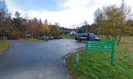 谭考恩：罗德邀请我们参加一个VIP派对……但飞机让我们感觉自己像星星