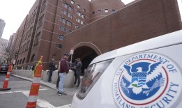 波士顿一名男子承认，他计划雇人杀害分居的妻子和她的男友