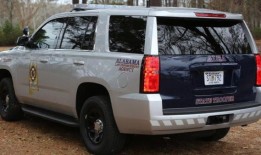 松树苹果男子在新年前夕的车祸中丧生