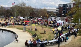 李·鲁普：一起过亨茨维尔感恩节